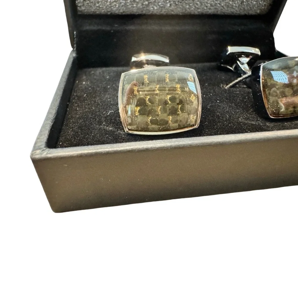 Hugo Boss Mens Carbon Fiber Inlay Green Square Cufflinks Silver Tone with Box